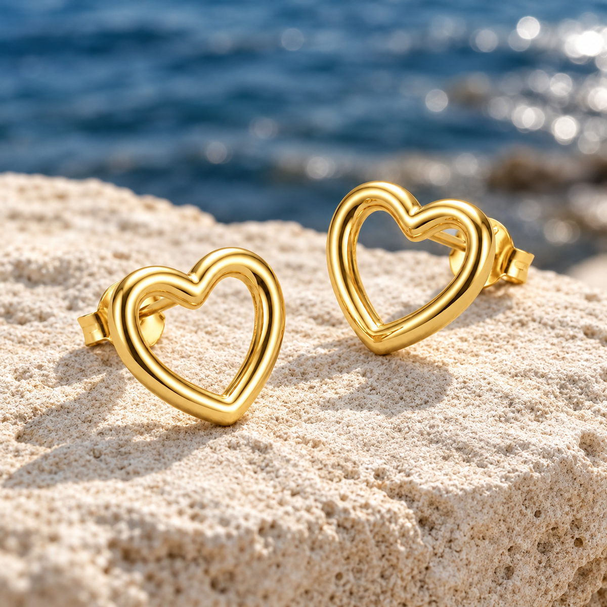 14K Gold-plated open heart stud earrings