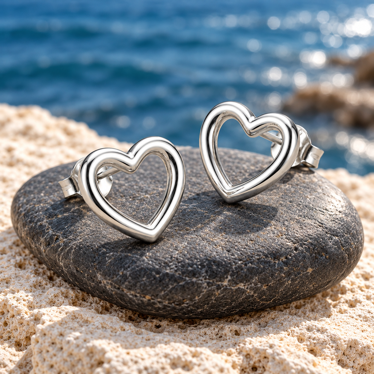14K Gold-plated open heart stud earrings